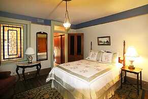 17Hundred90 Inn and Restaurant