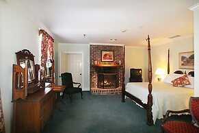 17Hundred90 Inn and Restaurant