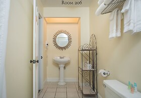 17Hundred90 Inn and Restaurant