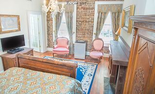 17Hundred90 Inn and Restaurant