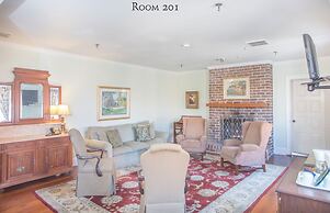 17Hundred90 Inn and Restaurant