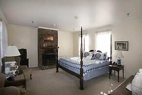 17Hundred90 Inn and Restaurant