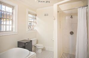 17Hundred90 Inn and Restaurant