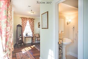 17Hundred90 Inn and Restaurant