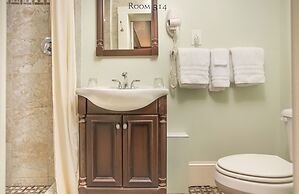 17Hundred90 Inn and Restaurant