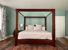 17Hundred90 Inn and Restaurant