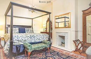 17Hundred90 Inn and Restaurant