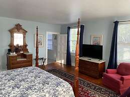 17Hundred90 Inn and Restaurant