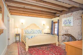 17Hundred90 Inn and Restaurant