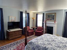 17Hundred90 Inn and Restaurant