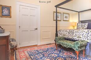 17Hundred90 Inn and Restaurant