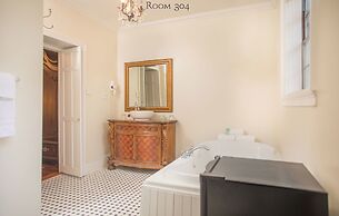 17Hundred90 Inn and Restaurant