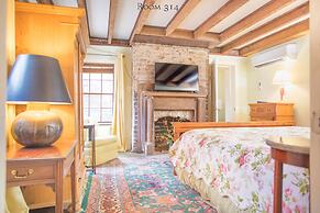 17Hundred90 Inn and Restaurant