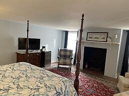 17Hundred90 Inn and Restaurant