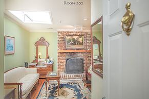 17Hundred90 Inn and Restaurant