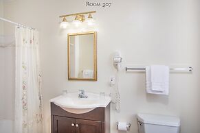 17Hundred90 Inn and Restaurant