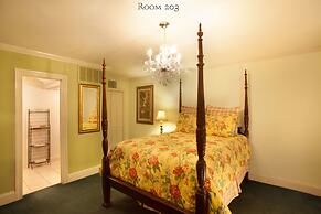 17Hundred90 Inn and Restaurant