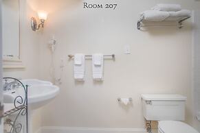 17Hundred90 Inn and Restaurant