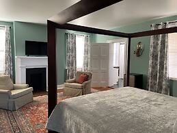 17Hundred90 Inn and Restaurant