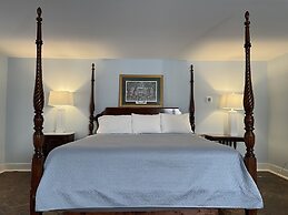 17Hundred90 Inn and Restaurant