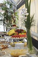 El Conquistador Hotel