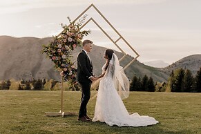 Snow King Resort Hotel & Luxury Residences