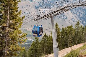 Snow King Resort Hotel & Luxury Residences