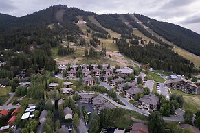 Snow King Resort Hotel & Luxury Residences