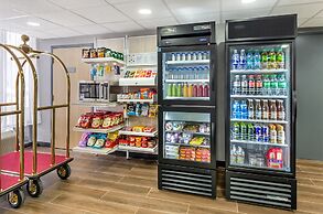 Spark by Hilton Roanoke Airport