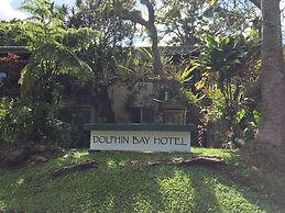 Dolphin Bay Hotel