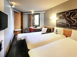 ibis Lyon Gerland Musée des Confluences