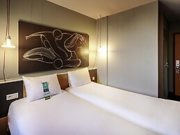 ibis Lyon Gerland Musée des Confluences