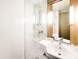 ibis Lyon Gerland Musée des Confluences