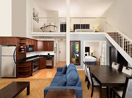 Huntingdon Hotel and Suites