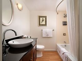 Huntingdon Hotel and Suites