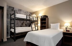 Huntingdon Hotel and Suites