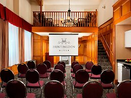 Huntingdon Hotel and Suites