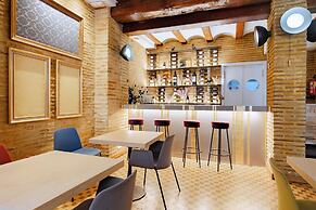 Ad Hoc Monumental Hotel