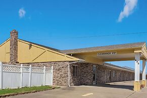 Motel 6 Concordia, MO