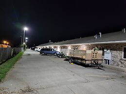 Motel 6 Concordia, MO