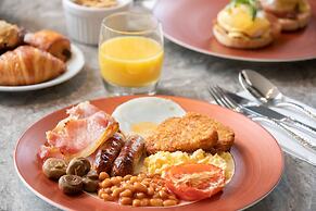 Doubletree by Hilton Bath