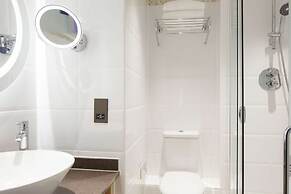 Doubletree by Hilton Bath