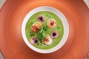 Doubletree by Hilton Bath