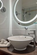 Doubletree by Hilton Bath