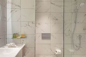 Doubletree by Hilton Bath