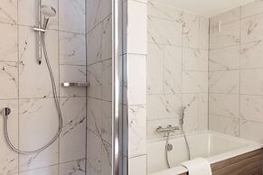 Doubletree by Hilton Bath