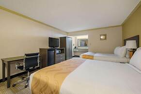 Hibiscus Inn & Suites