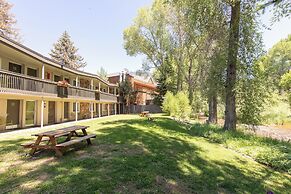 Aspenalt Lodge