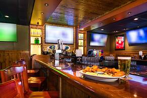 DoubleTree by Hilton Hotel Laurel