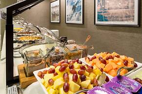 DoubleTree by Hilton Hotel Laurel